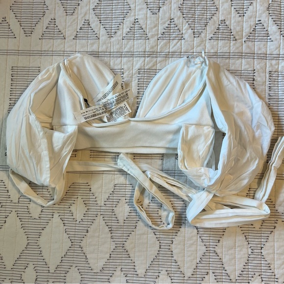 Zara White Women's Crop Top - Picture 3 of 3